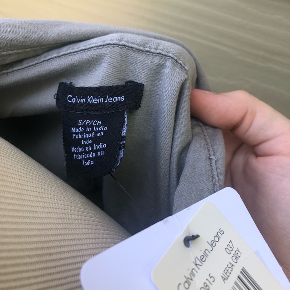 Calvin Klein Grey Button Up Shirt- S - Picture 5 of 6